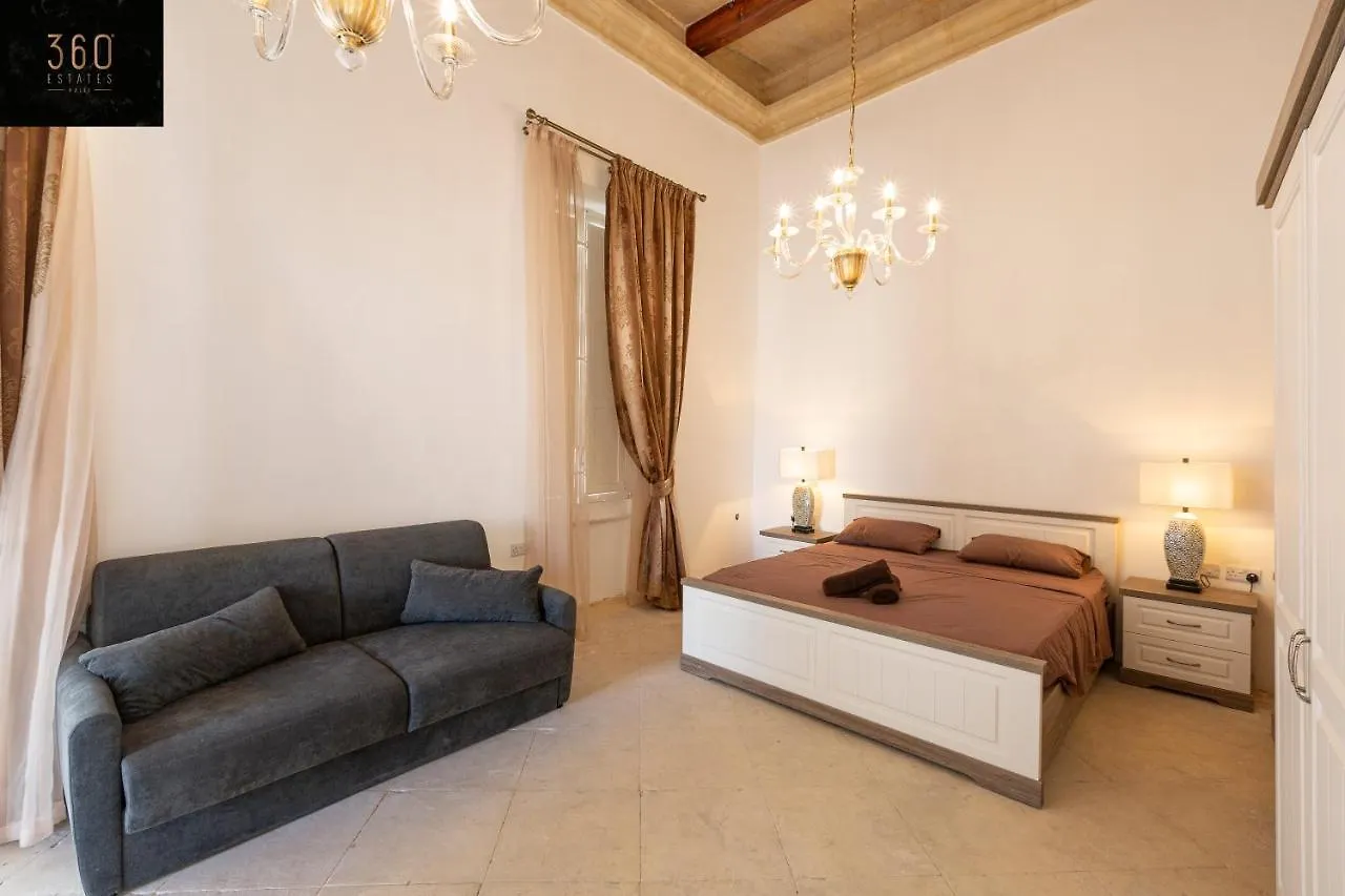 Palazzo 16Th Century Mdina, Opposite St Paul'S Cathedral By 360 Estates Apartment  Mdina