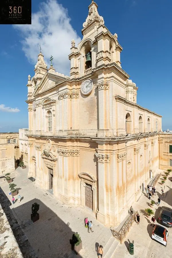Palazzo 16Th Century Mdina, Opposite St Paul'S Cathedral By 360 Estates Apartment