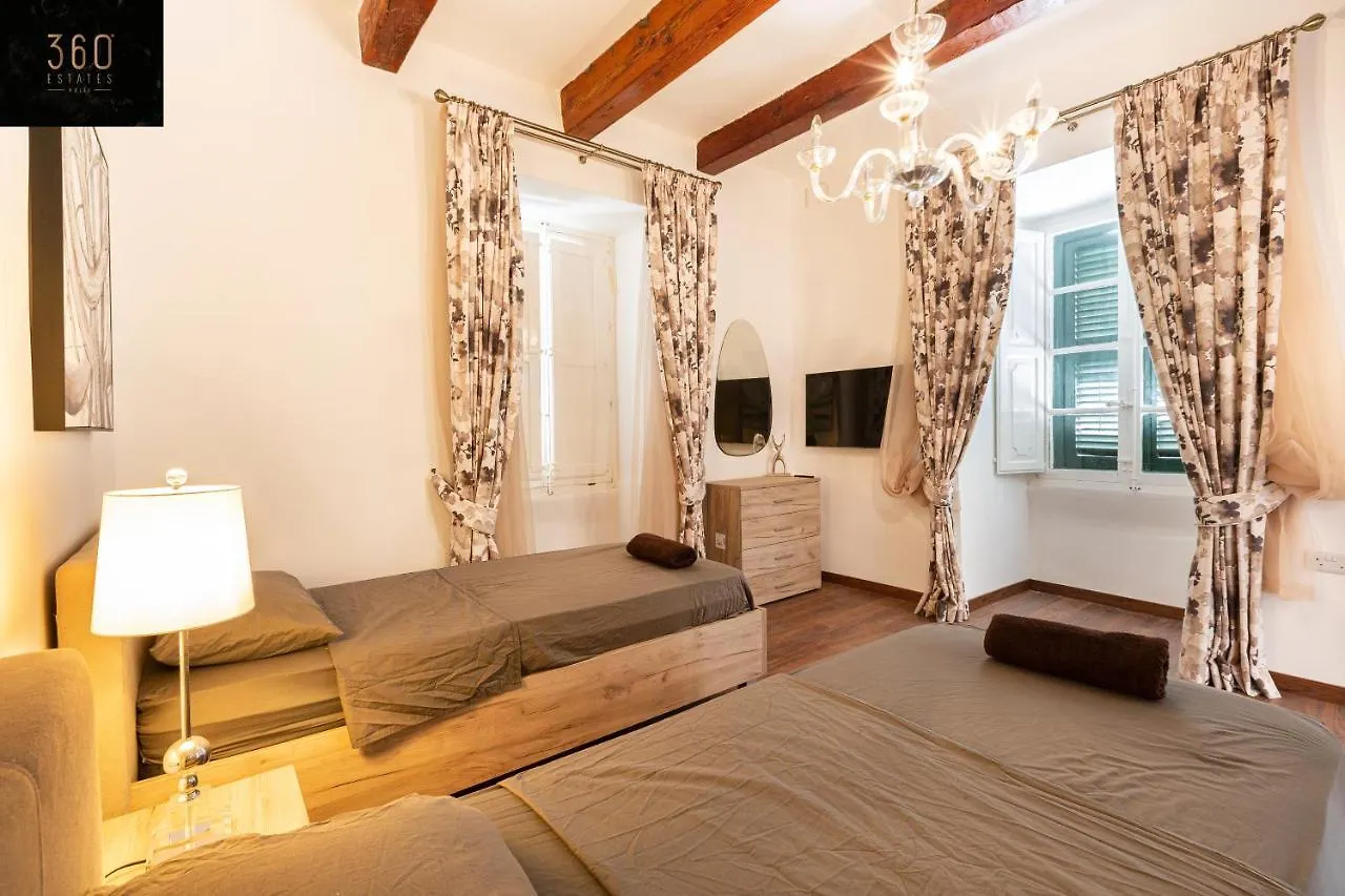 Palazzo 16Th Century Mdina, Opposite St Paul'S Cathedral By 360 Estates Apartment 0*, Mdina Malta