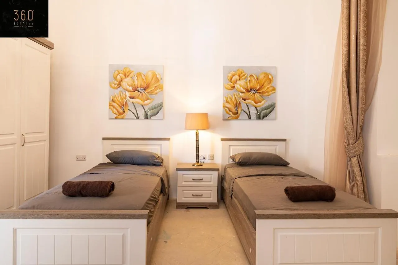 Palazzo 16Th Century Mdina, Opposite St Paul'S Cathedral By 360 Estates Apartment Malta