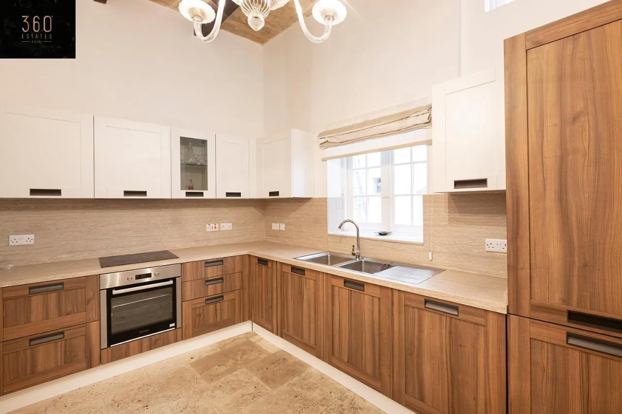 Palazzo 16Th Century Mdina, Opposite St Paul'S Cathedral By 360 Estates Apartment
