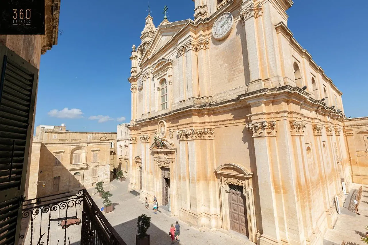 Palazzo 16Th Century Mdina, Opposite St Paul'S Cathedral By 360 Estates Apartment 0*, Mdina